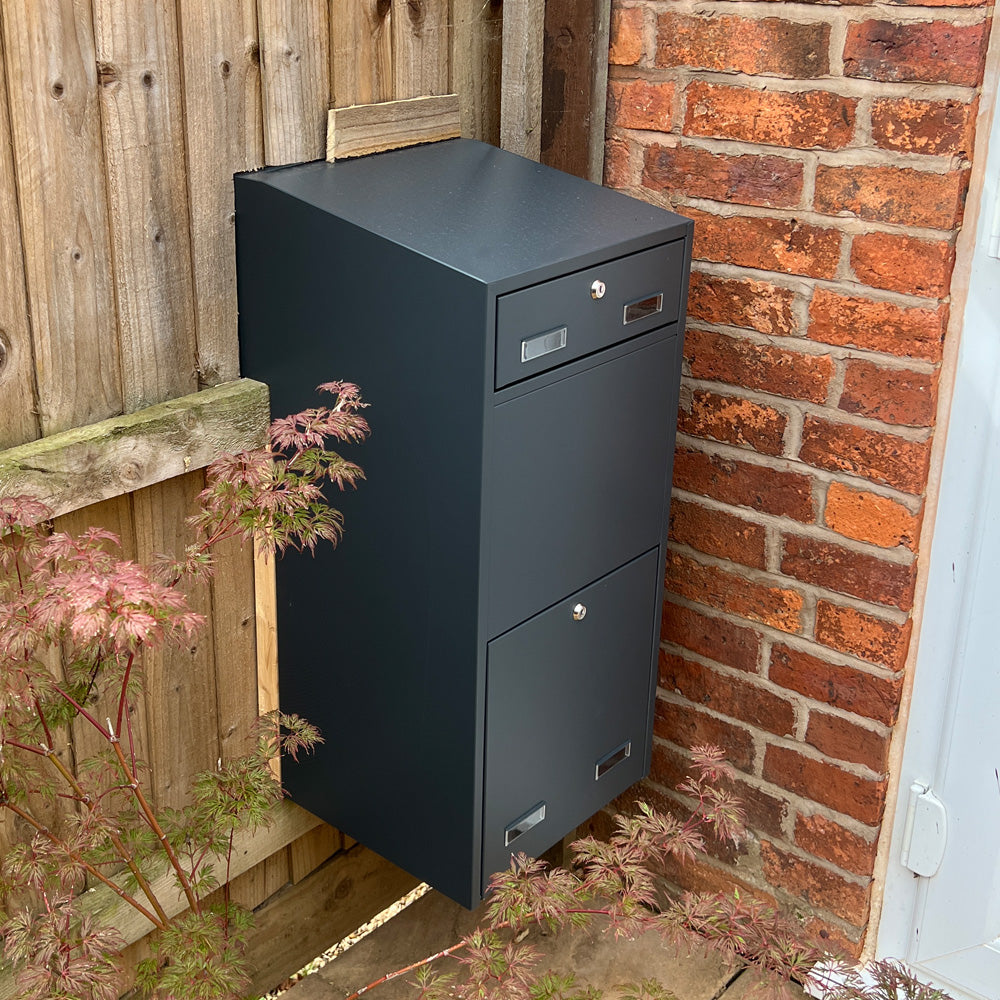 Sigma High Capacity Lockable Parcel Box Front LS-5