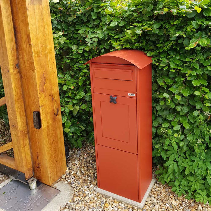 Free Standing Outdoor Parcel Box Lovisa - Letterbox Supermarket
