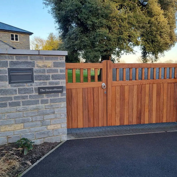Through The Wall Parcel Delivery Box with Integrated Letterbox for Single Brick Walls Sierra - Letterbox Supermarket