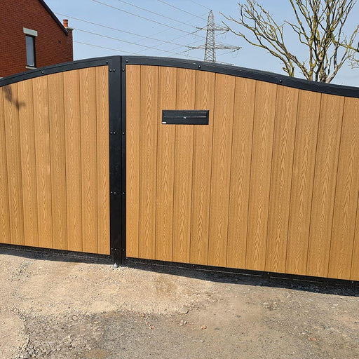 Outdoor Post Box for Gates and Fence Mounting Rear Access Lockable W3-1 - Letterbox Supermarket