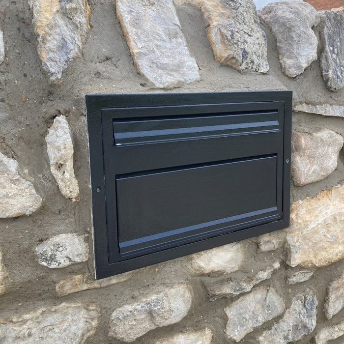 Through The Wall Parcel Delivery Box with Integrated Letterbox for Single Brick Walls Sierra - Letterbox Supermarket