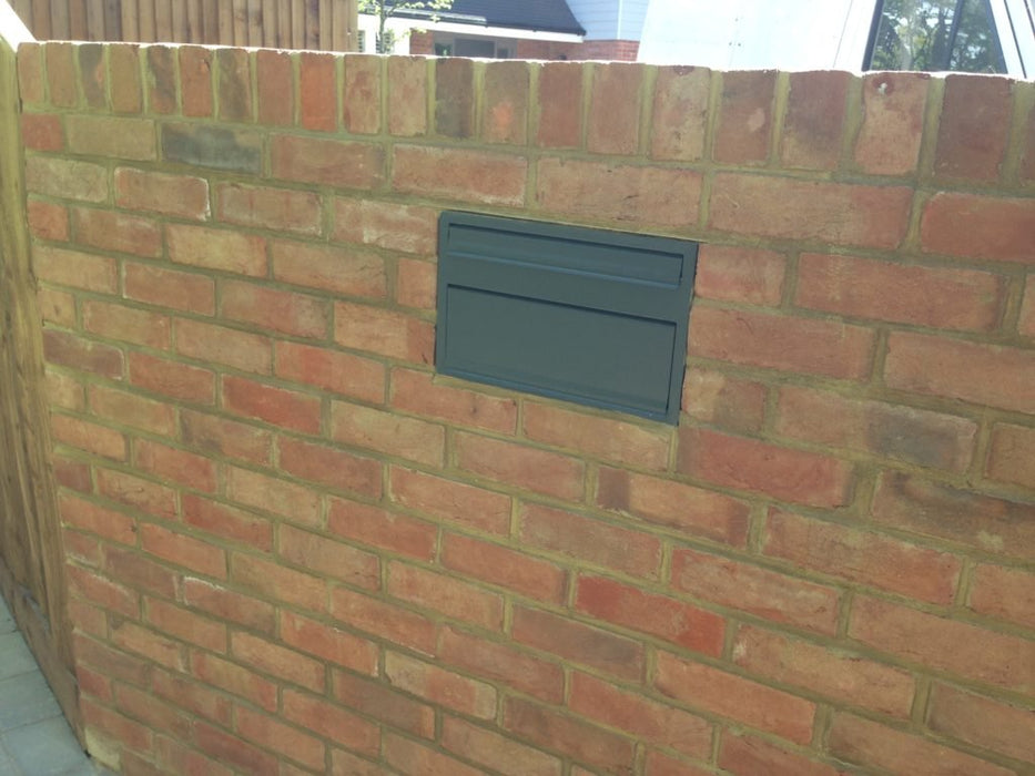 Through The Wall Parcel Delivery Box with Integrated Letterbox for Single Brick Walls Sierra - Letterbox Supermarket